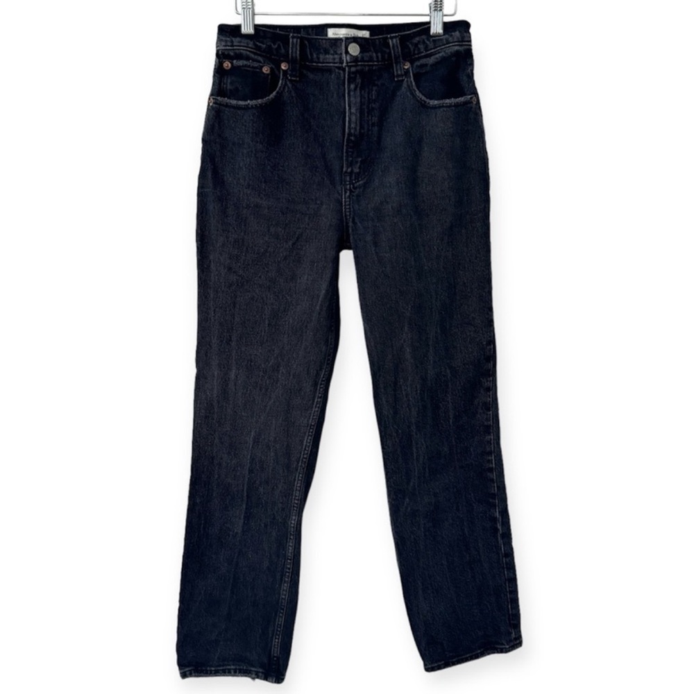 Abercrombie and fitch ultra high rise 90’s straight jeans- Short inseam